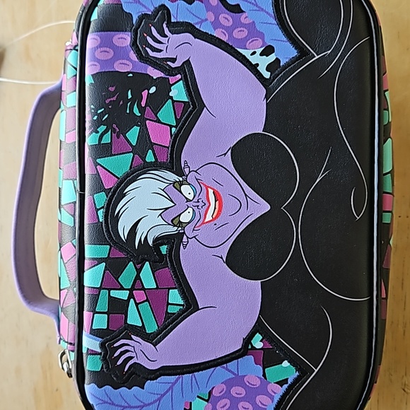 DISNEY URSULA COSMETIC CASE - Picture 2 of 13
